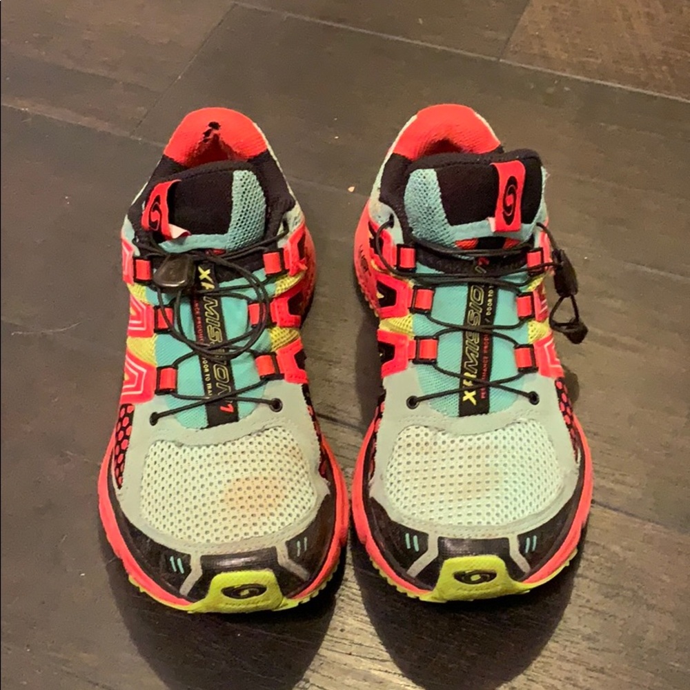 Salomon trail shoes running women’s 7.5